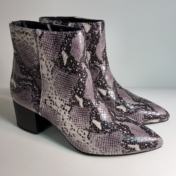 Snake Skin Booties Womens Size 8 - Picture 1 of 7